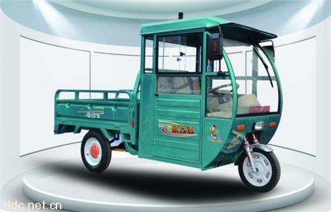 半封闭电动货运车
