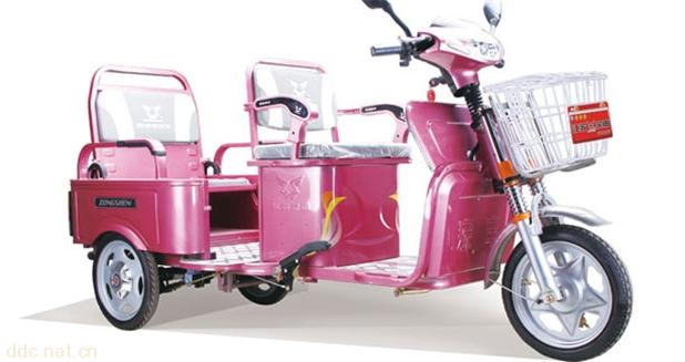 宗申小萝莉电动三轮车