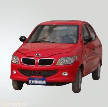 封闭式老年代步车五门四座