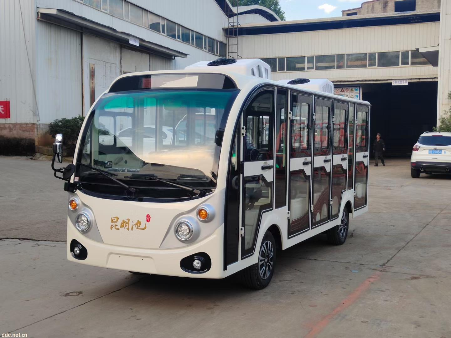 11座景区游览电瓶车  苏州厂家全玻璃门电动观光车