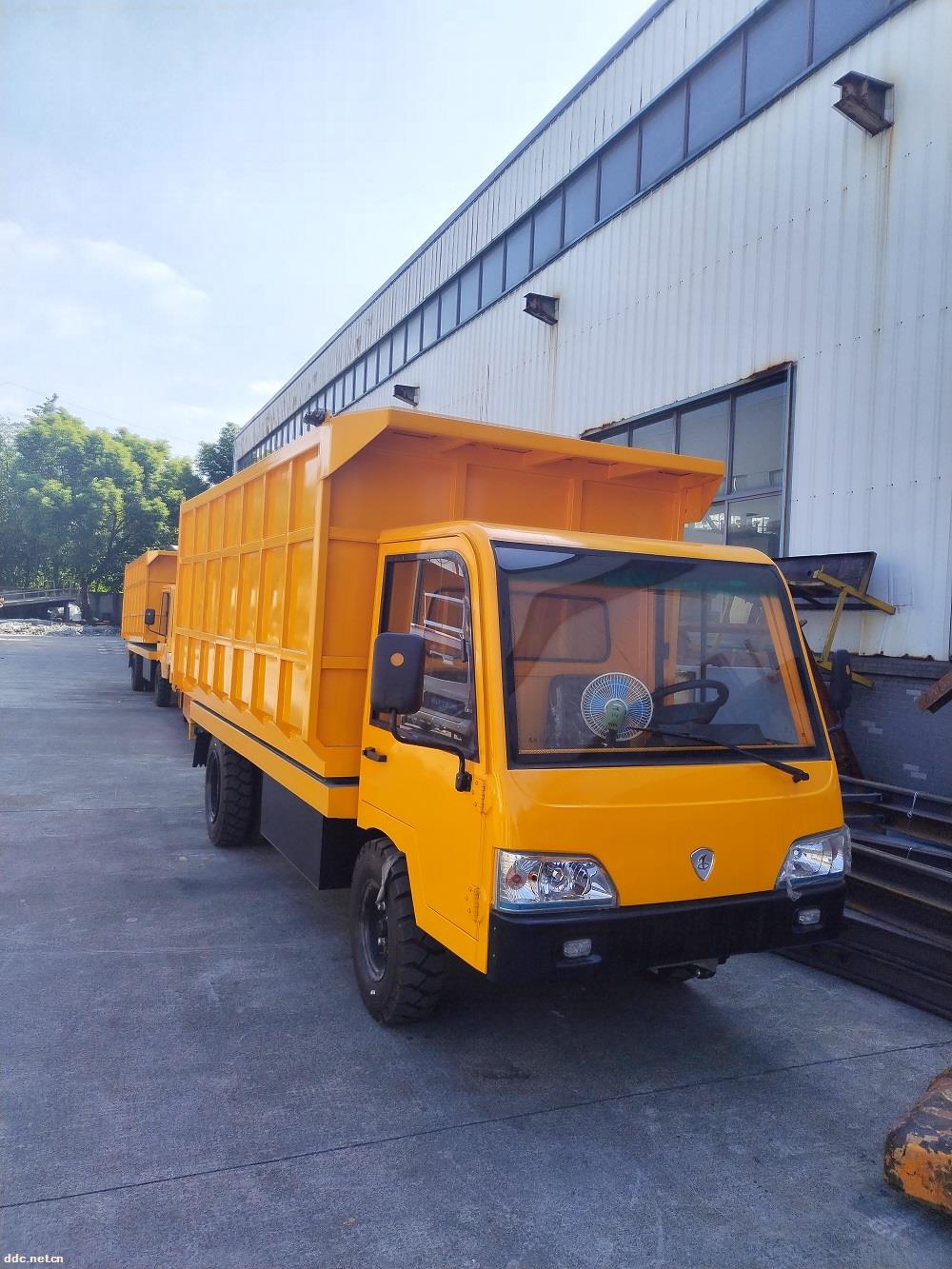 利凯士得电动自卸车 电动翻斗车