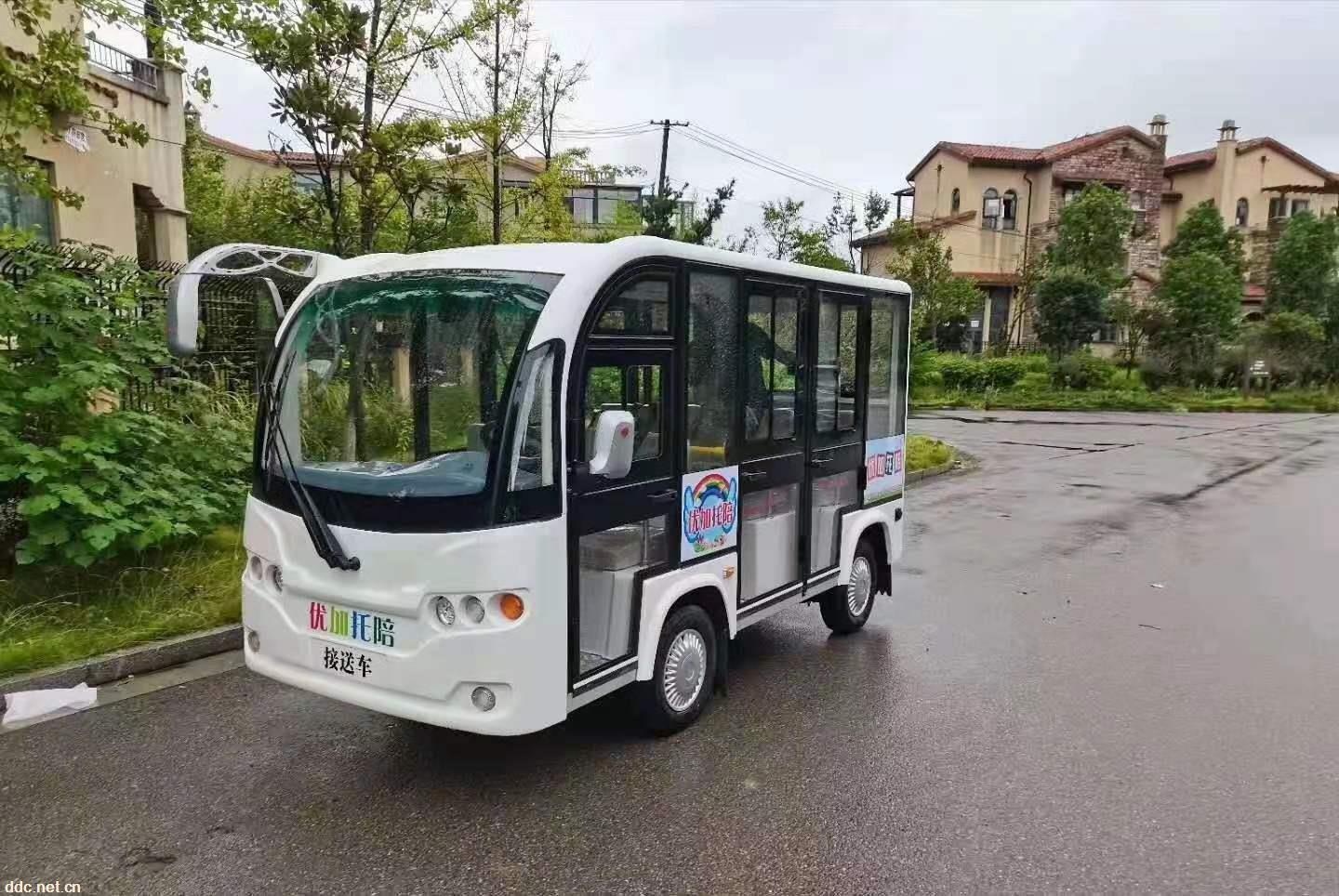 11座观光车不带门