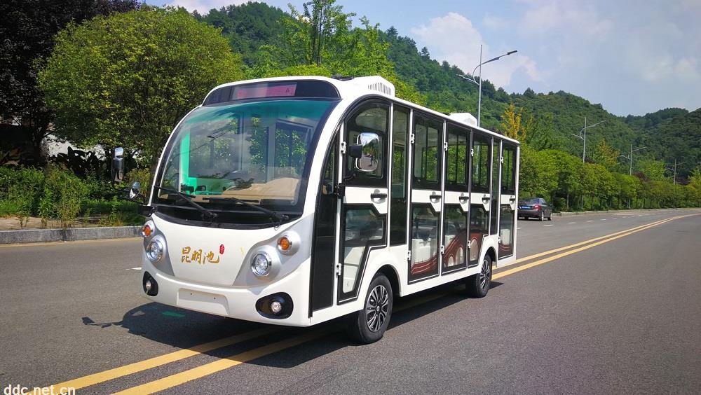 电动观光车带空调