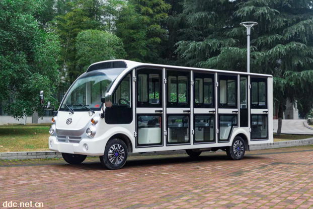 14座带门电动观光车封闭观光车