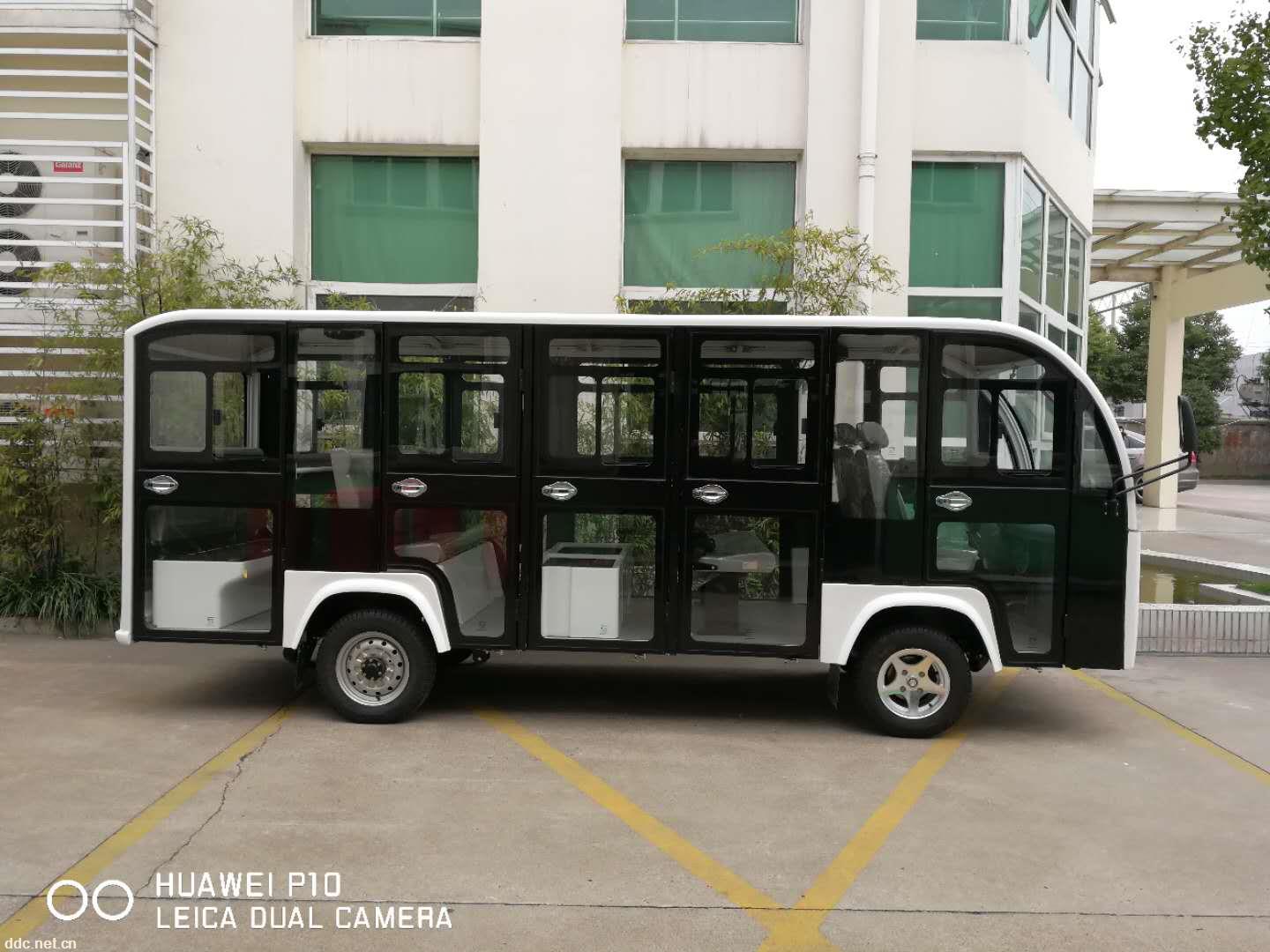 利凯士得带门电动观光车 厂区客户接待车
