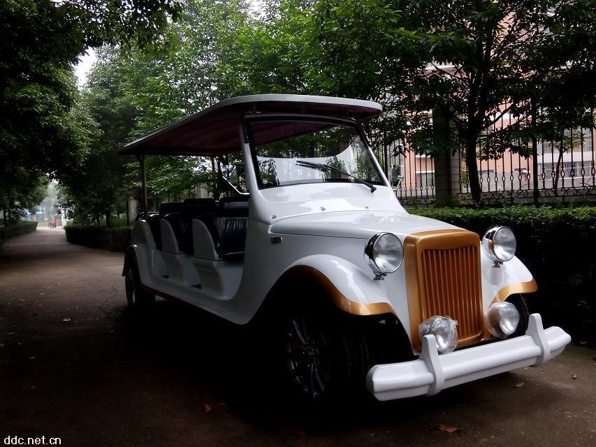 绿翼度假村八座电动老爷车