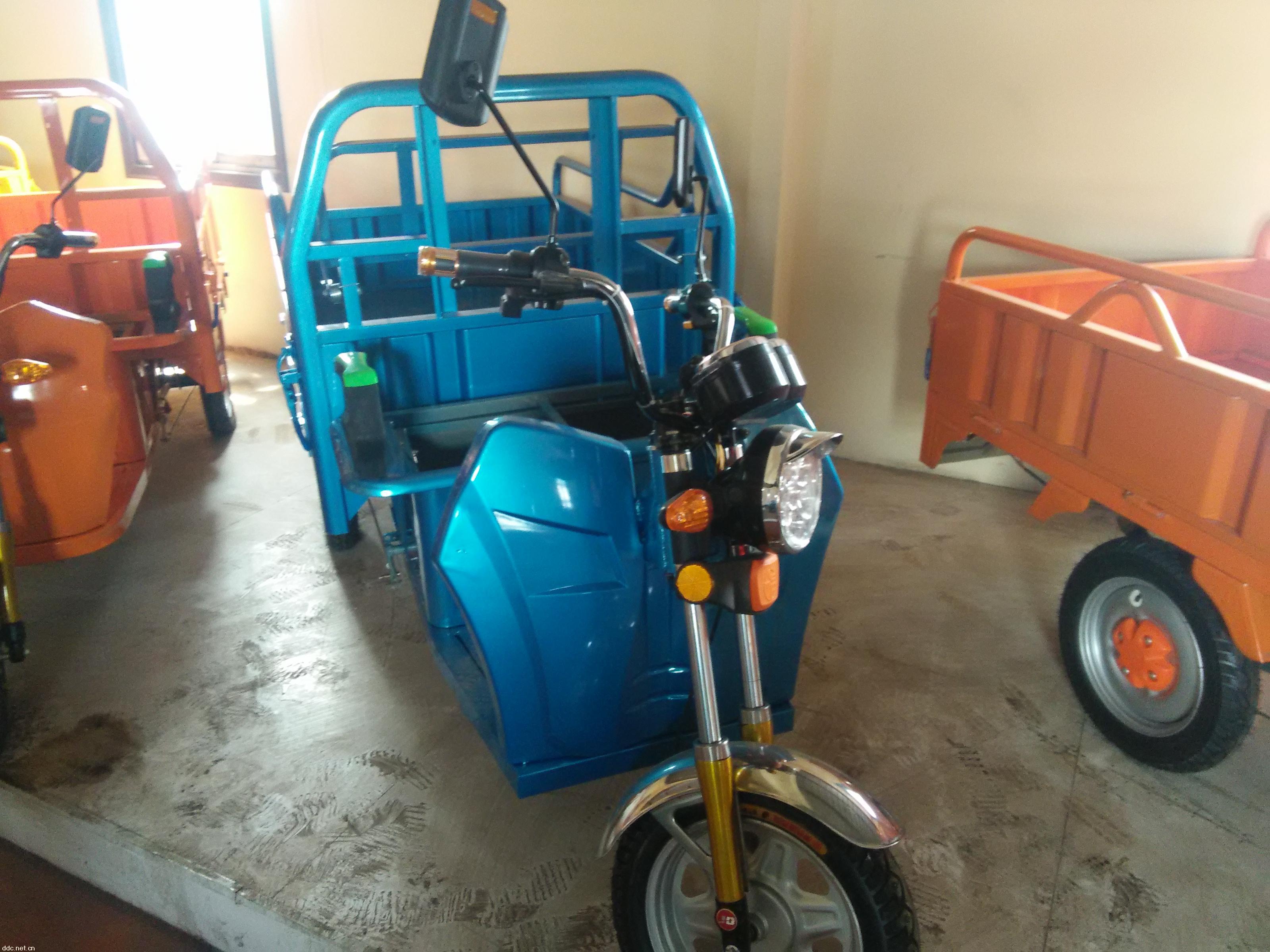 欣瑞电动三轮车