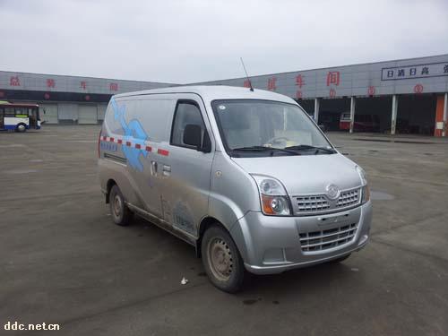 “五洲龙”牌四米纯电动物流车—FDG5020XXYEV