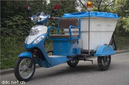 电动快速保洁车