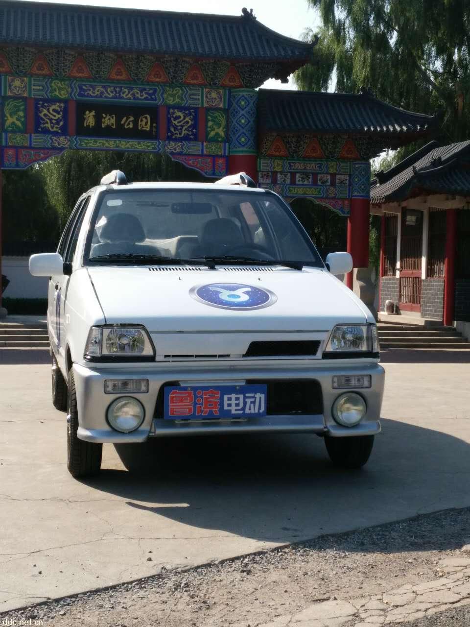 生产电动汽车四轮电动车老年代步车电动轿车