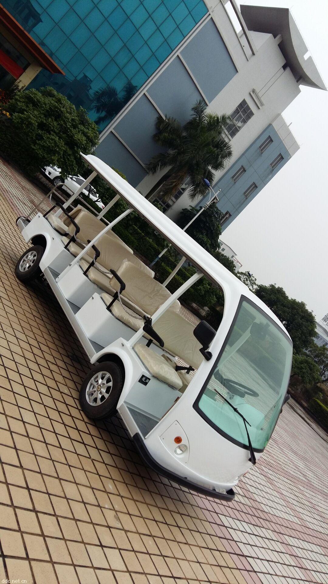 14座游览车