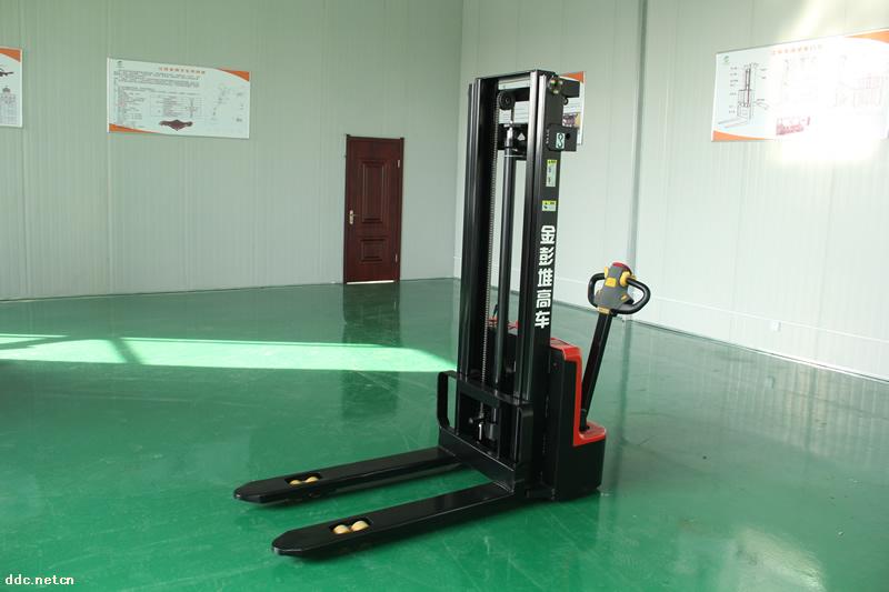 1.0吨电动堆垛车全电动堆高叉车