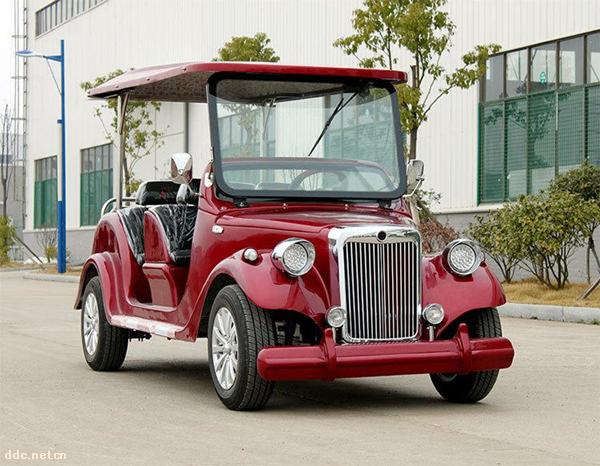 4座复古电动老爷车